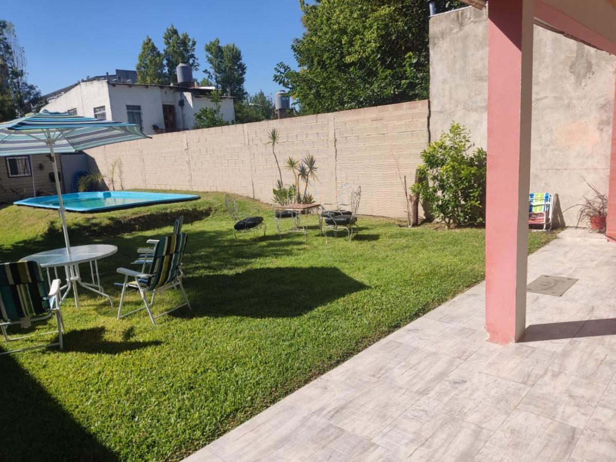 Casita Casa Con Parque, Estacionamiento Y Pileta En Tigre Villa Buitenkant foto